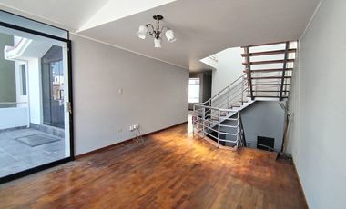Se Alquila Hermosa Casa De 4 Pisos En Campo Verde - Sachaca