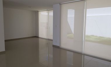 CASA EN RENTA, EN LOMAS DE ANGELOPOLIS  III, SAN ANDRES CHOLULA, PUEBLA.