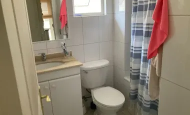 SE ARRIENDA LINDA CASA EN LOS ALMENDROS REÑACA $1.350.000