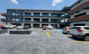 Locales en renta en planta alta en Juriquilla