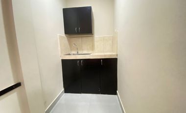 Se alquila Suite en el Norte de Guayaquil segura semi amoblada