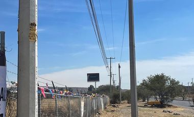 RENTA DE TERRENO EN GUADALUPE LA VENTA, EL MARQUES, ZONA AEROPUERTO, SOBRE CARRETERA