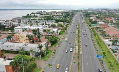 Terreno a la venta en la Urb. Aquamarina ✅