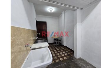 Atención Inversionistas - Venta De Departamento En Surquillo