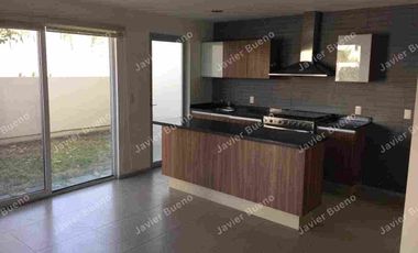 Casa con 4 habitaciones.