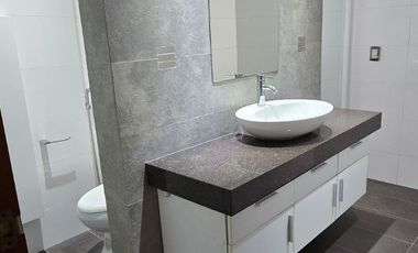 ALQUILER EXCLUSIVO DUPLEX DE LUJO DE 4 DORMITORIOS EN CHACARILLA DEL  ESTANQUE