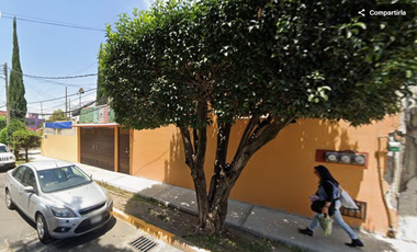 HERMOPSA CASA EN VIVEROS DE LA LOMA TLALNEPNATLA