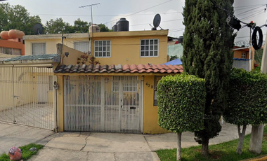 HERMOPSA CASA EN VIVEROS DE LA LOMA TLALNEPNATLA