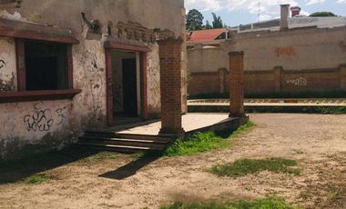 SE VENDE COMO TERRENO INMUEBLE EXCELENTEMENTE UBICADO IDEAL DESARROLLADORES