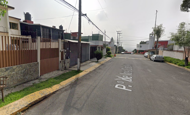 Casa en venta - Recuperación bancaria - Paseo de los Coches #16 - Residencial El Dorado - Tlalnepantla de Baz - Edo. de México