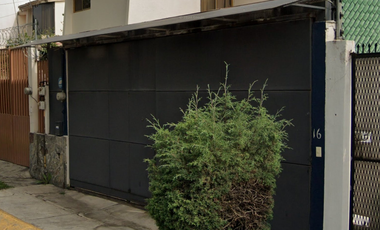 Casa en venta - Recuperación bancaria - Paseo de los Coches #16 - Residencial El Dorado - Tlalnepantla de Baz - Edo. de México