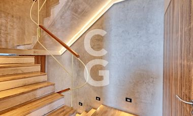 Casa en Venta en Cancún en Laguna I en Puerto Cancún con Alberca