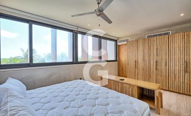 Casa en Venta en Cancún en Laguna I en Puerto Cancún con Alberca