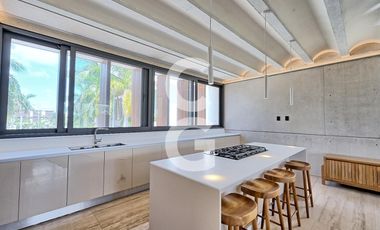 Casa en Venta en Cancún en Laguna I en Puerto Cancún con Alberca