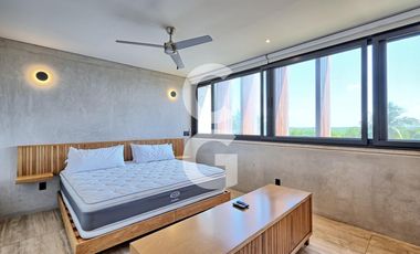 Casa en Venta en Cancún en Laguna I en Puerto Cancún con Alberca
