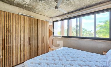 Casa en Venta en Cancún en Laguna I en Puerto Cancún con Alberca