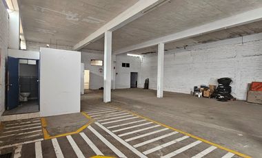 Alquiler de Local Comercial en Esquina – San Miguel
