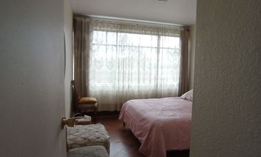 Departamento Edificio Prales , frente plaza Republica 4.850 UF