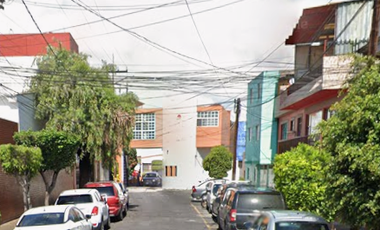¡Gran oportunidad de adquirir una linda casa!