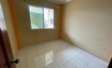 MUCHO LOTE ALQUILO DEPARRTAMENTO PRIMER PISO, DOS DORMITORIOS, EXCELENTES ACABADOS