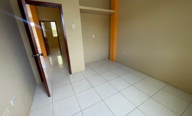 MUCHO LOTE ALQUILO DEPARRTAMENTO PRIMER PISO, DOS DORMITORIOS, EXCELENTES ACABADOS