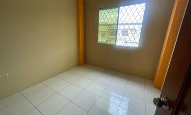 MUCHO LOTE ALQUILO DEPARRTAMENTO PRIMER PISO, DOS DORMITORIOS, EXCELENTES ACABADOS