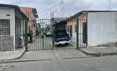 MUCHO LOTE ALQUILO DEPARRTAMENTO PRIMER PISO, DOS DORMITORIOS, EXCELENTES ACABADOS