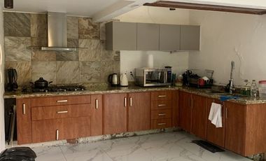 Preciosa Casa en Venta en Bosque de las Lomas