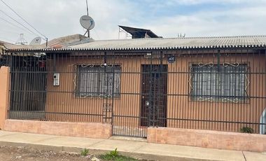 VENDO CASA 3D y  1B AVDA MAPOCHO COMUNA DE CERRO NAVIA