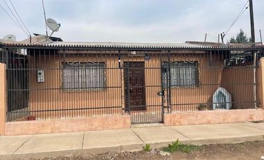 VENDO CASA 3D y  1B AVDA MAPOCHO COMUNA DE CERRO NAVIA