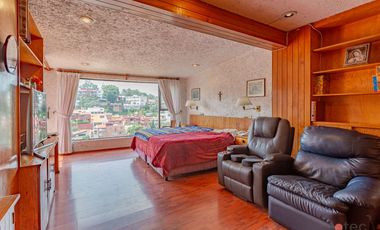 Casa en Venta en Bosques de las Lomas
