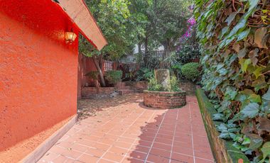Casa en Venta en Bosques de las Lomas