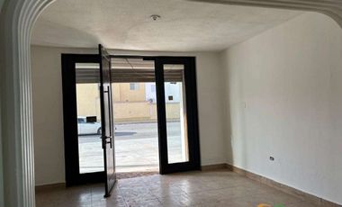 LOCAL EN SAN FELIPE SOBRE AVE PRINCIPAL ADECUADO PARA RESTAURANTE, CAFES, NEGOCIOS GIROS DIVERSOS