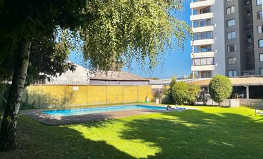 Se vende departamento 3 piezas 2 baños, estacionamiento y bodega, Edificio Doña Javiera, Curicó