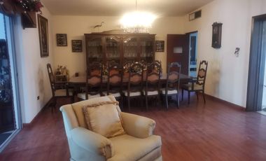 CASA AMPLIA CON 4 RECAMARAS 1 PLANTA Y ALBERCA TECHADACON JACUZZI EN COL GUADALUPE