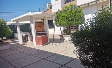CASA AMPLIA CON 4 RECAMARAS 1 PLANTA Y ALBERCA TECHADACON JACUZZI EN COL GUADALUPE