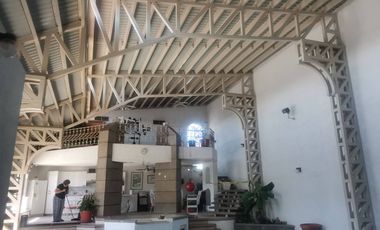 CASA AMPLIA CON 4 RECAMARAS 1 PLANTA Y ALBERCA TECHADACON JACUZZI EN COL GUADALUPE