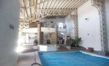 CASA AMPLIA CON 4 RECAMARAS 1 PLANTA Y ALBERCA TECHADACON JACUZZI EN COL GUADALUPE