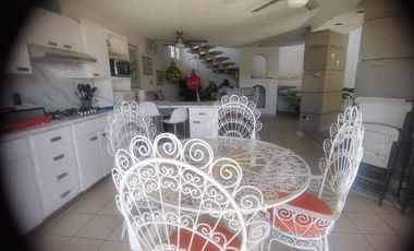 CASA AMPLIA CON 4 RECAMARAS 1 PLANTA Y ALBERCA TECHADACON JACUZZI EN COL GUADALUPE