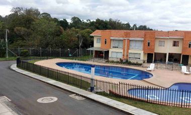 En venta casa Condominio CampoAragon