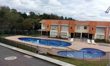 En venta casa Condominio CampoAragon