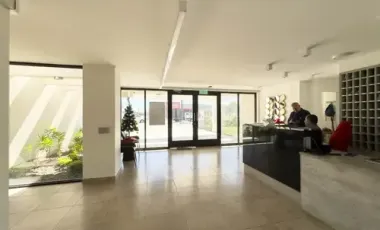 Departamento Nuevo En Av. Colón