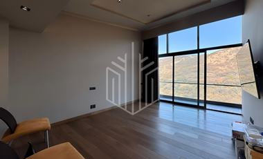 LUJOSO PH COMPLETAMENTE REMODELADO EN RESERVA ESCONDIDA EN VENTA