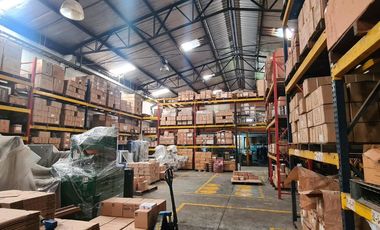 VENDO BODEGA AREA 666 M2  ACOPI YUMBO