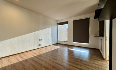 HERMOSO DEPARTAMENTO CON TERRAZA DE GRAN TAMAÑO Y AMENIDADES EN VENTA EN ZONA ESMERALDA.