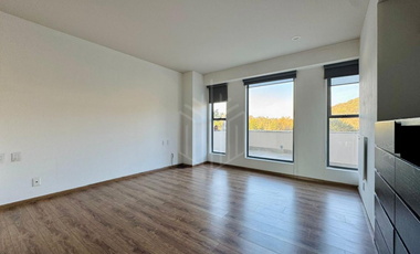 HERMOSO DEPARTAMENTO CON TERRAZA DE GRAN TAMAÑO Y AMENIDADES EN VENTA EN ZONA ESMERALDA.