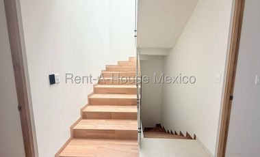 Estrena casa de 4 recámaras con roof en Zen Life, El Mirador, Querétaro