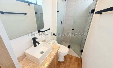 Estrena casa de 4 recámaras con roof en Zen Life, El Mirador, Querétaro