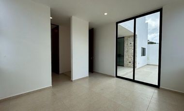 RESIDENCIA EN VENTA EN PRIVADA PARQUE NATURA CHOLUL