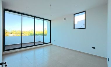 RESIDENCIA EN VENTA EN PRIVADA PARQUE NATURA CHOLUL